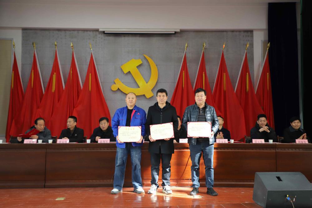 d941be999c4df7dd83a1de82f64f33ac